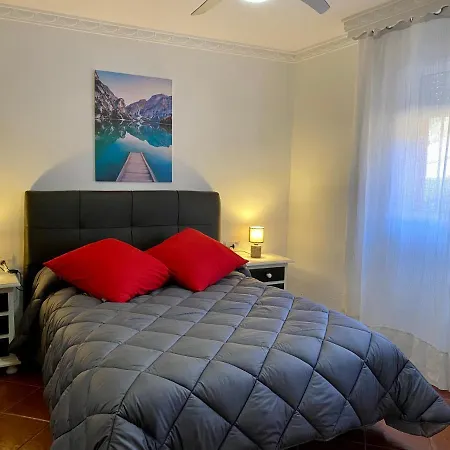 Apartamento Casa 3 Con Piscina De Temporada Compartida Con Dos Estudios - - Jacuzzi Consultar - Trassierra - 8km De -- Trassierrarooms Córdoba