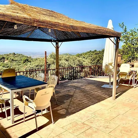 Casa 3 Con Piscina De Temporada Compartida Con Dos Estudios - - Jacuzzi Consultar - Trassierra - 8km De -- Trassierrarooms *