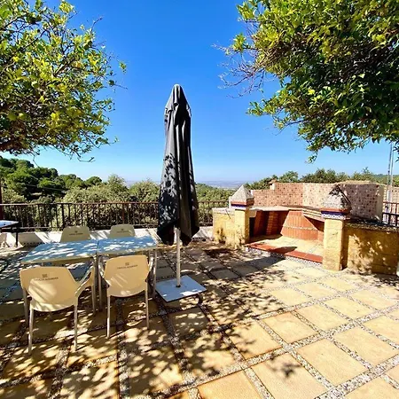Apartamento Casa 3 Con Piscina De Temporada Compartida Con Dos Estudios - - Jacuzzi Consultar - Trassierra - 8km De -- Trassierrarooms *